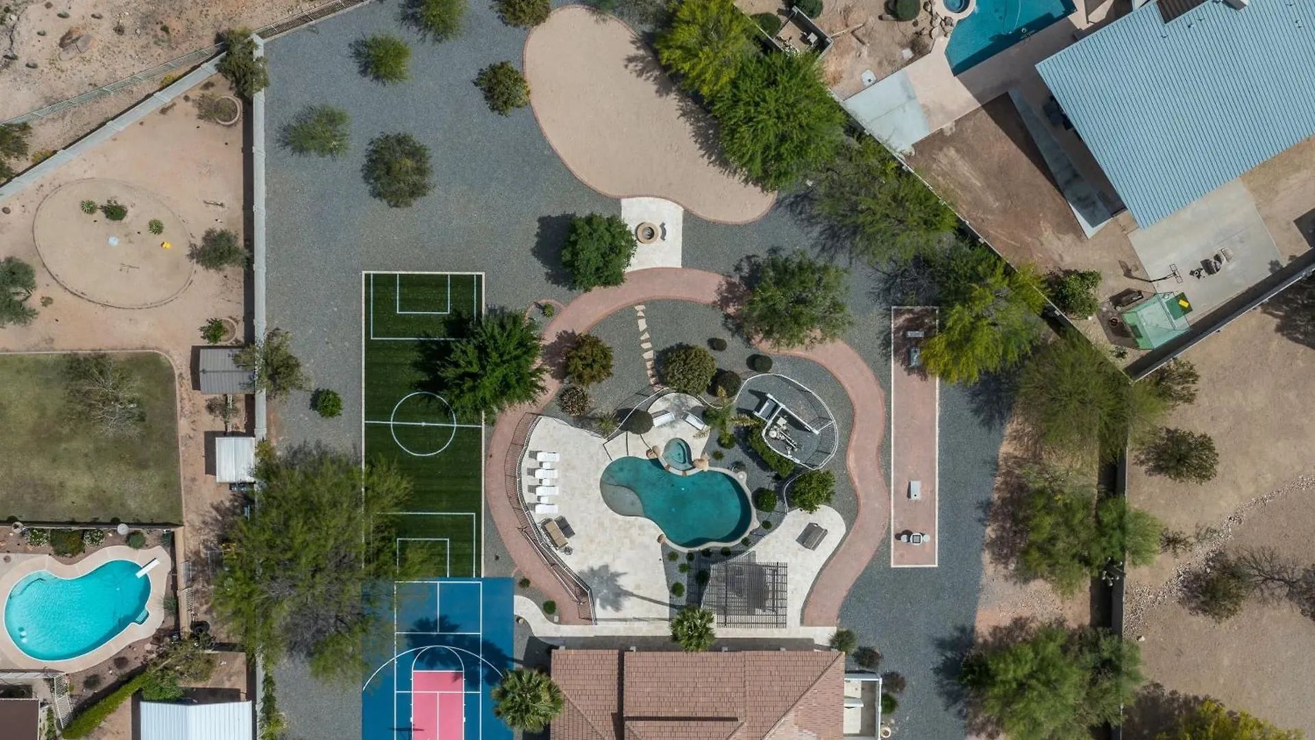 Pickleball Cornhole Basketball Court Tons Of Space At Paradise Heights Retreat Scottsdale