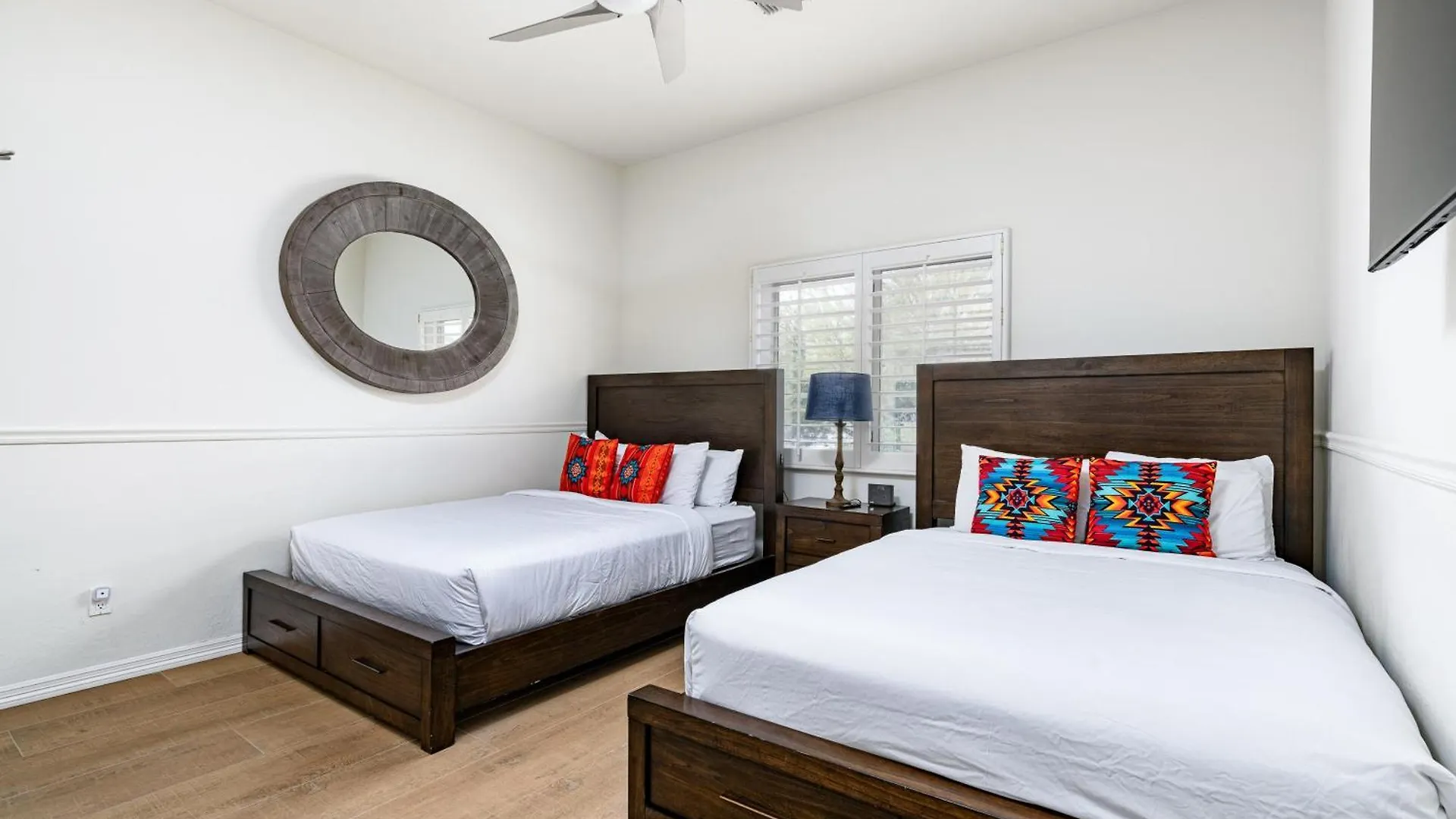 Сasa de vacaciones Pickleball Cornhole Basketball Court Tons Of Space At Paradise Heights Retreat Scottsdale
