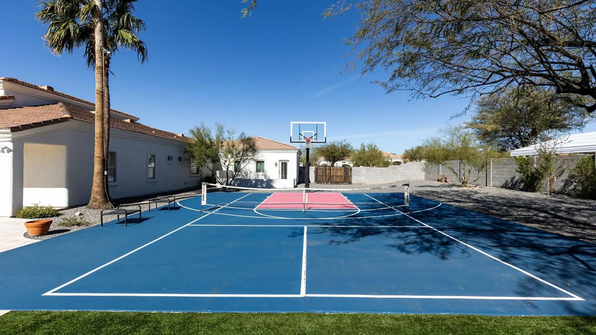 Сasa de vacaciones Pickleball Cornhole Basketball Court Tons Of Space At Paradise Heights Retreat Scottsdale