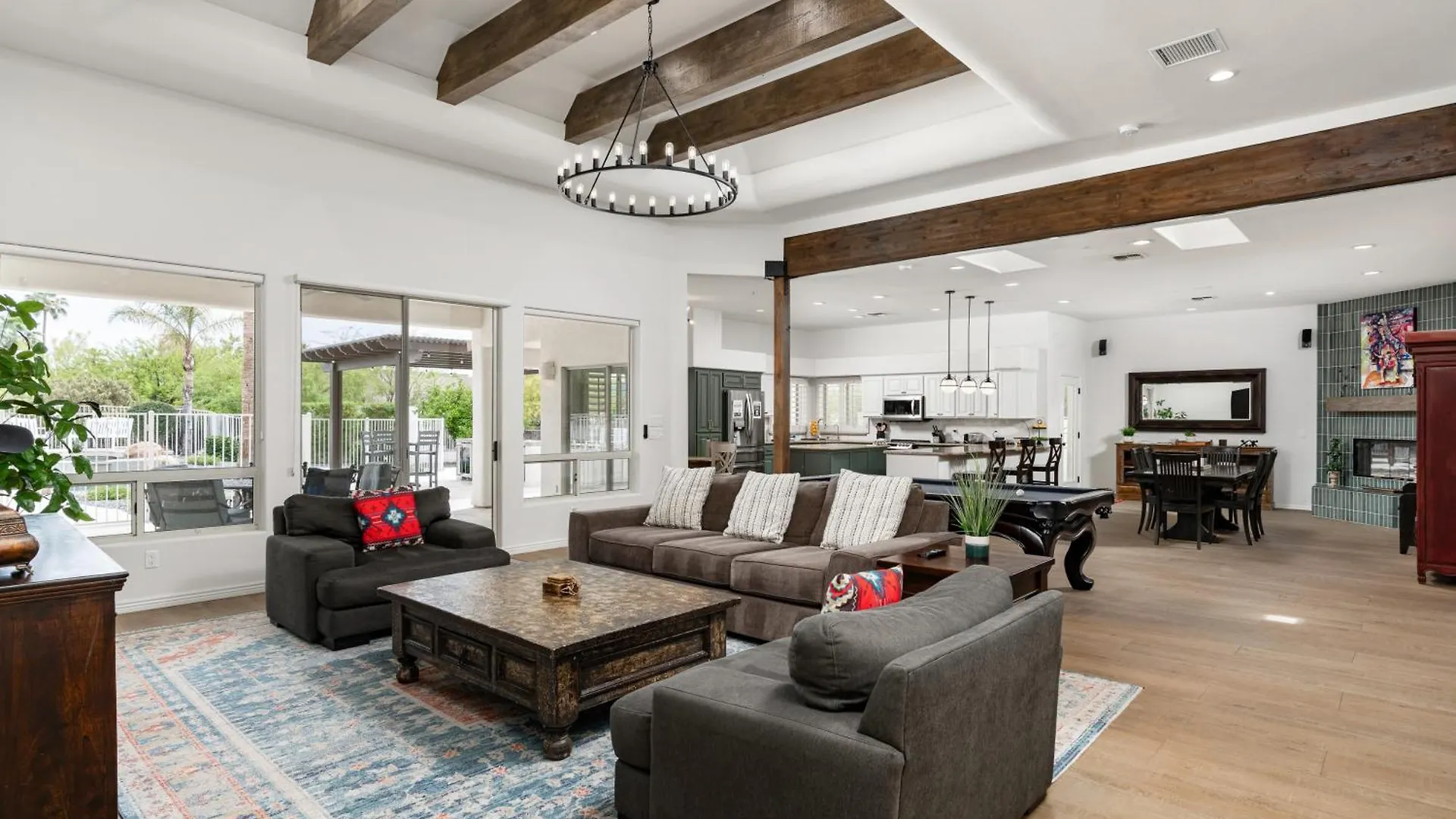 Сasa de vacaciones Pickleball Cornhole Basketball Court Tons Of Space At Paradise Heights Retreat Scottsdale